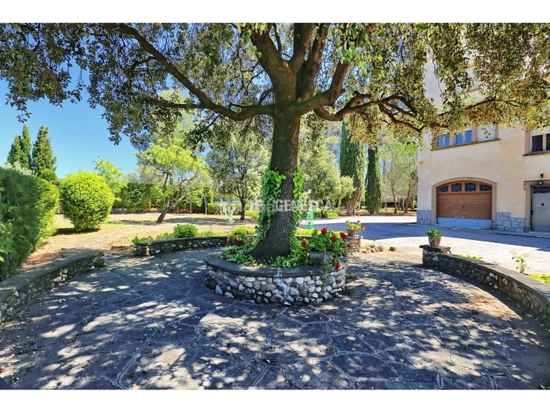 Foto 037e0f69-8edc-47d8-9f35-f85a0fea8251. Casa amb calefacció aparcament piscina a Can Tussell Terrassa