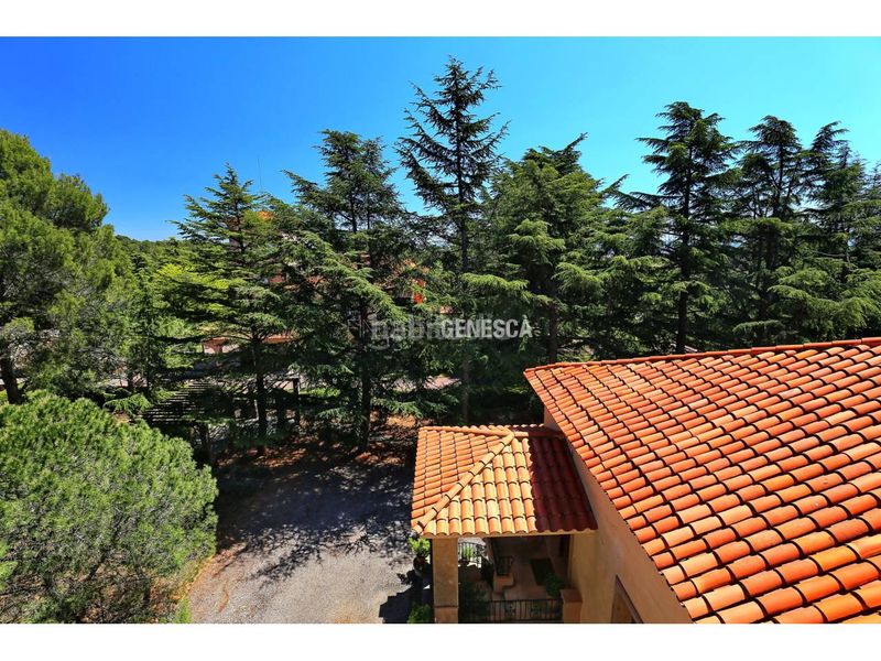 Foto 4f6ca1ad-dfa2-41d1-905b-edb5a4a7b8a1. Casa amb calefacció aparcament piscina a Can Tussell Terrassa