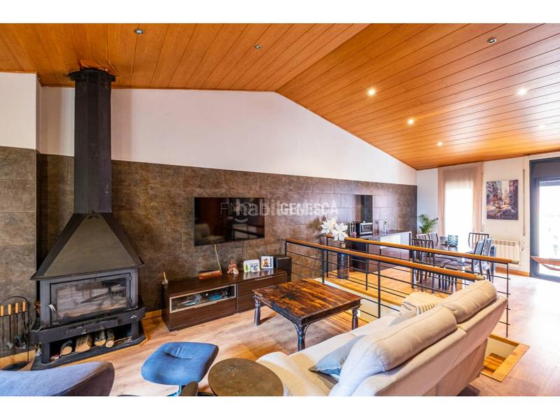 Foto ac60b4bc-e77d-49c1-85d5-47564332e074. Flat with heating in Matadepera