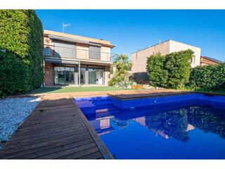 Casa  Camí dels enamorats. Casa en venta en matadepera