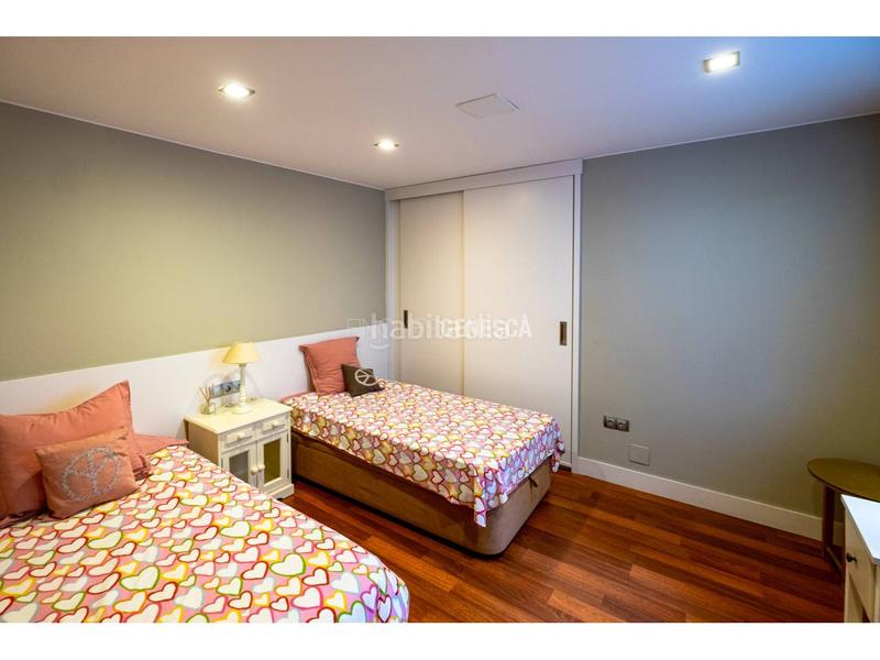 Foto 87e41f8f-577b-41f1-a085-a3e05dfbdbb5. Haus mit heizung parking pool in Matadepera