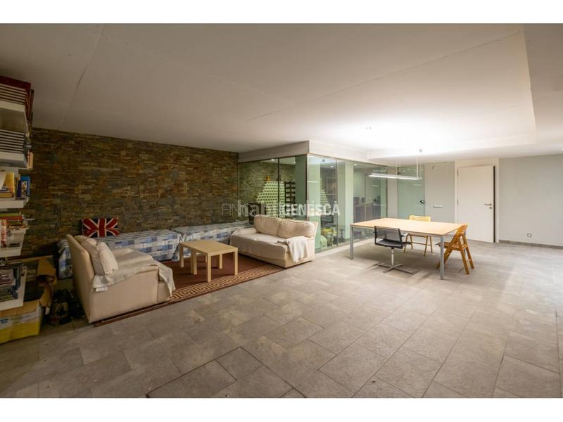 Foto 970cec24-2be3-4e59-bece-66f71be64290. Haus mit heizung parking pool in Matadepera