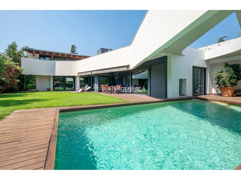 Foto a957c4ef-f6a7-4ce6-be61-0cabfecc543c. Haus mit heizung parking pool in Matadepera