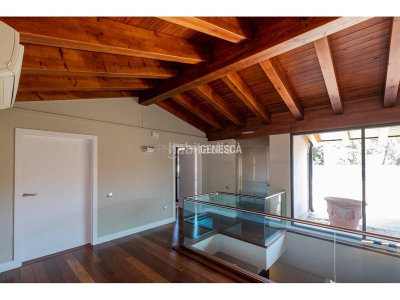 Foto d874cd8a-c698-498c-96f9-052e9faf3d36. Haus mit heizung parking pool in Matadepera