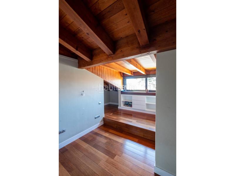 Foto e433c00f-7c64-49ae-97e7-5a458d2f592e. Haus mit heizung parking pool in Matadepera