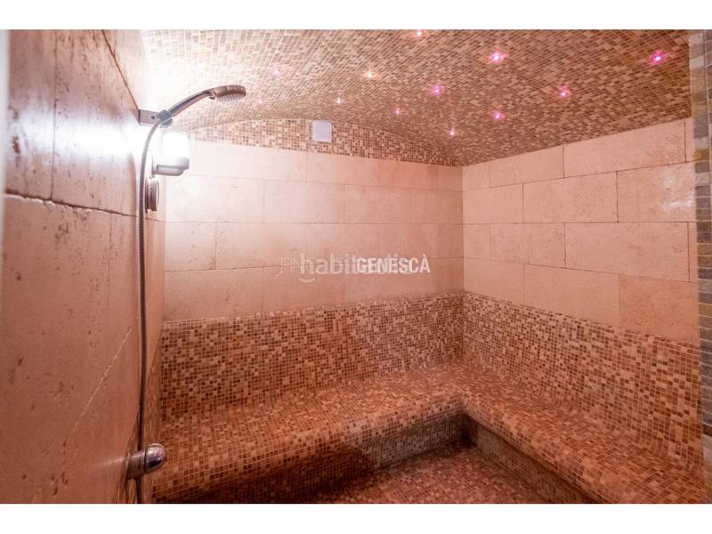 Foto e7068af8-716c-412c-bf2f-3fc37556b1e1. Haus mit heizung parking pool in Matadepera