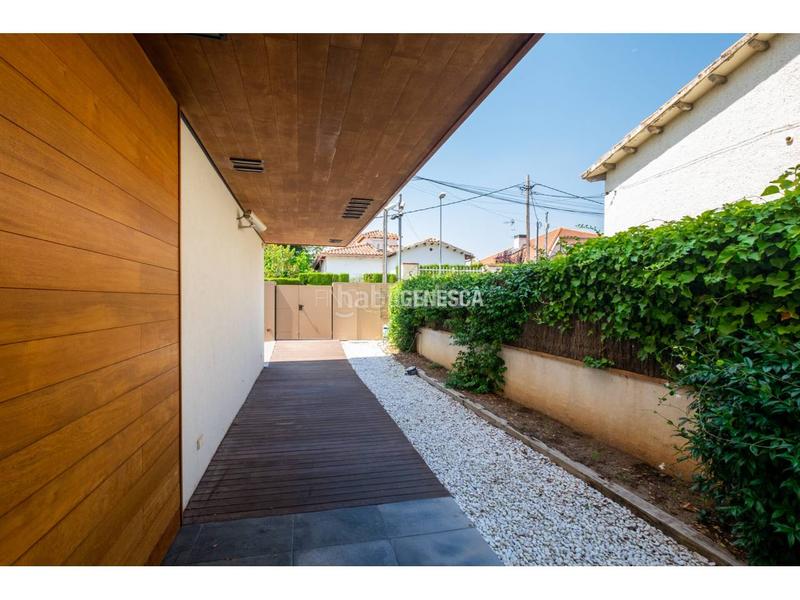 Foto 547b085d-e7d6-4b74-9d93-e959cee9c012. Haus mit heizung parking pool in Matadepera