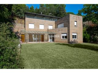 Haus  Cami dels monjos 16. Casa en venta con vistas espectaculares y orientación excelente