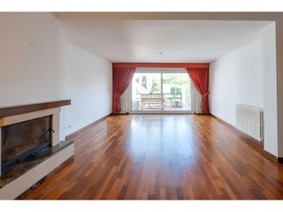Haus  Carretera terrassa. Casa con jardín y vistas en venta en el centro de matadepera