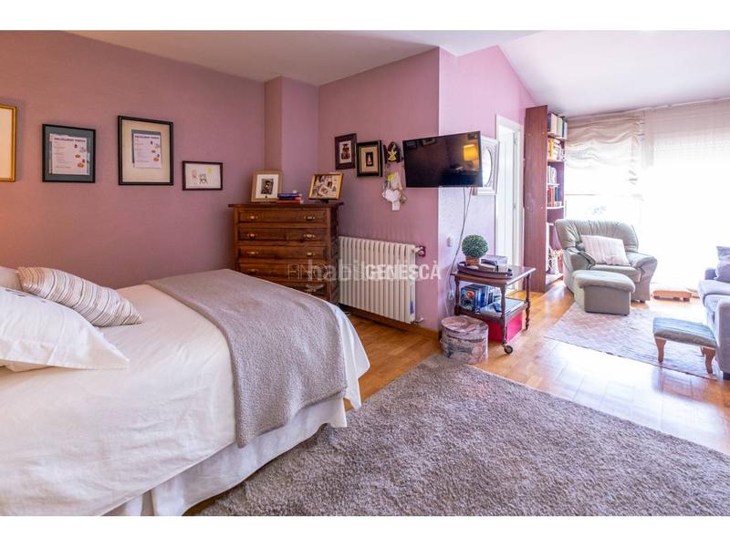 Foto 94b212a6-41ce-42eb-9cab-ffd8f2c8bc81. Casa amb calefacció a Matadepera