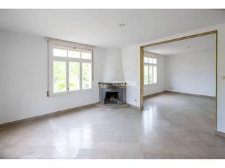 Casa  Calle sant ignasi. Casa señorial en verge de montserrat con gran jardín plano, pisc
