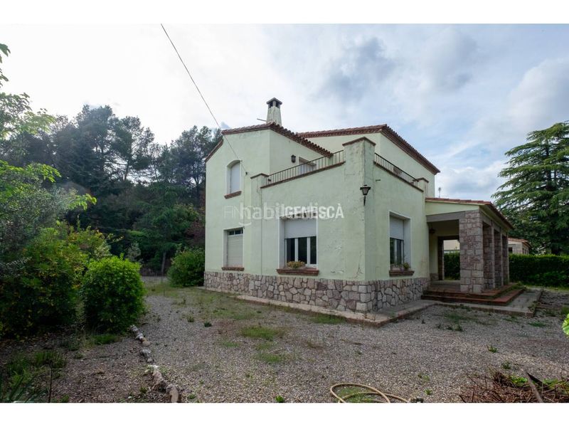 Foto 1bd313fa-d0d8-4fe5-aca8-3a483c8c67b4. Casa amb aparcament a Matadepera