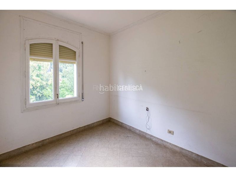 Foto 304459fa-3a53-493a-8701-a1f92b596612. Casa amb aparcament a Matadepera
