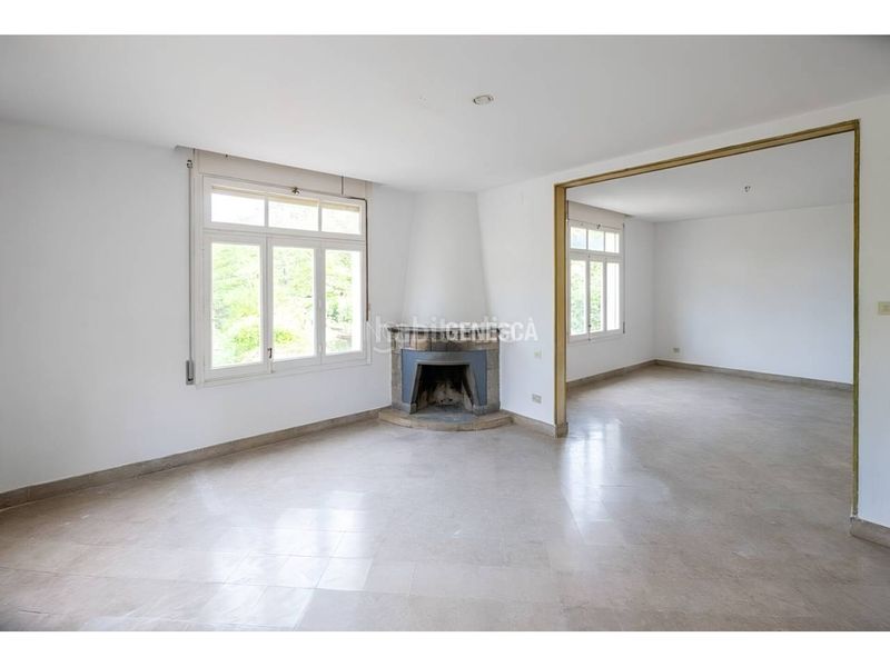 Foto af684c2a-1602-4ead-9e22-6c3bb8868f07. Casa amb aparcament a Matadepera