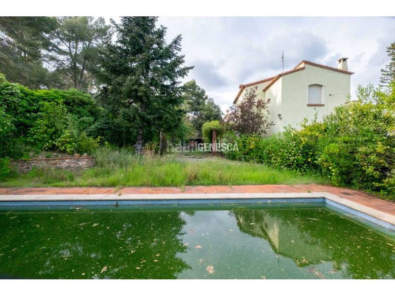 Foto b45f8c59-74e2-4406-b99d-e7f09c18908c. Casa amb aparcament a Matadepera