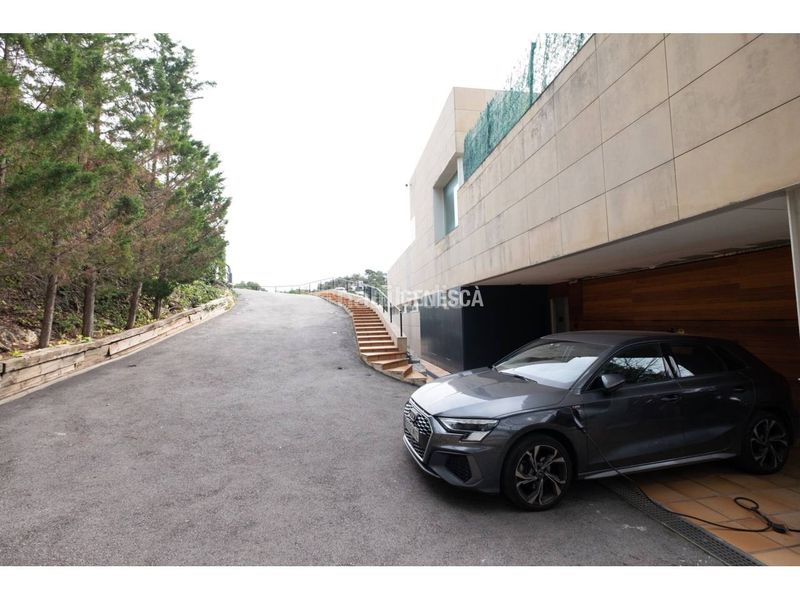 Foto 21768615-abdd-4bcc-81d9-e8253241acea. Casa amb calefacció aparcament a Matadepera