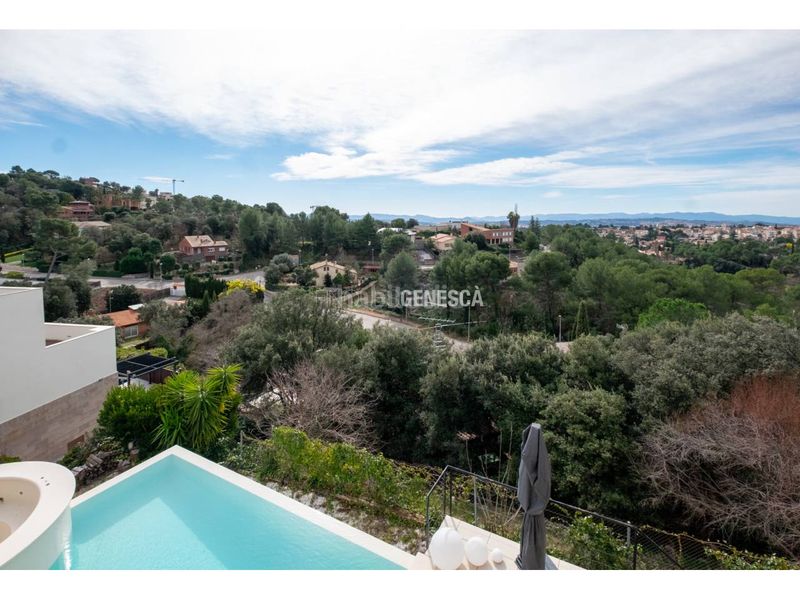 Foto 39f2cde0-f387-440c-baf2-e294542e2559. Casa amb calefacció aparcament a Matadepera