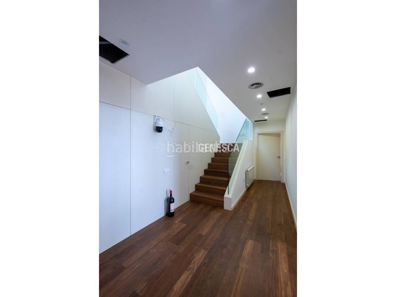 Foto b9a8f30b-3ef6-45ed-9617-61fc7e1f28e8. Casa amb calefacció aparcament a Matadepera