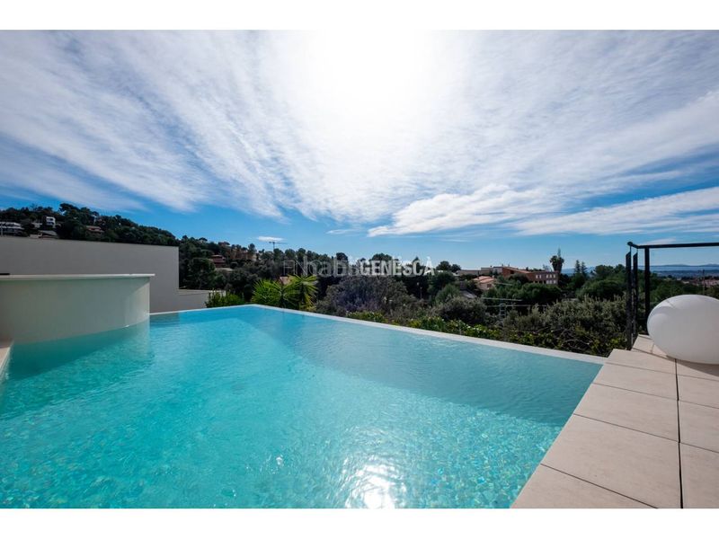 Foto e37004de-ce34-46b0-909c-8f8985ba805b. Casa amb calefacció aparcament a Matadepera