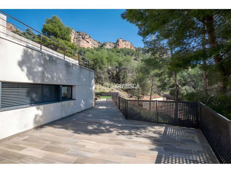 Foto 01e39f97-6fb0-405c-9cc4-1041dfd17404. Casa amb calefacció aparcament piscina a Matadepera