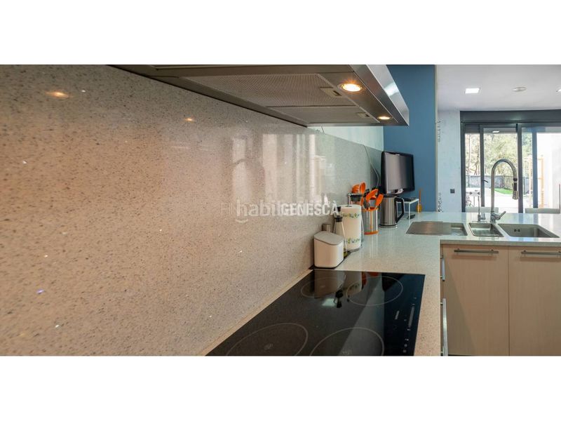 Foto 3f2634bf-8dac-4277-8934-4432ad1aa43a. Casa amb calefacció aparcament piscina a Matadepera