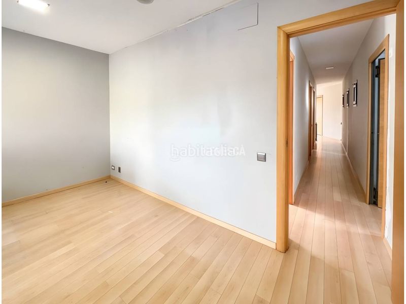 Foto 51e68abc-6c79-4ef4-bdbf-08ef66b25594. Casa amb calefacció aparcament piscina a Matadepera