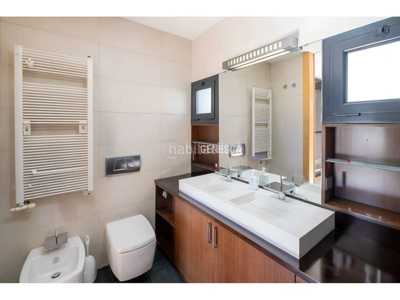 Foto d8320324-881a-4f45-9e06-171ab843e35f. Casa amb calefacció aparcament piscina a Matadepera