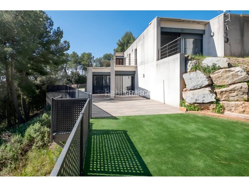 Foto e9c6b2a7-fe80-4b52-a5ca-be08730d47d8. Casa amb calefacció aparcament piscina a Matadepera