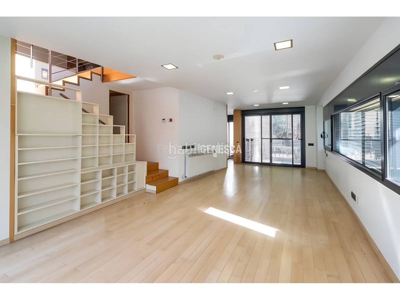 Foto f9fe35bd-f475-441b-a6a5-f79c587ab94c. Casa amb calefacció aparcament piscina a Matadepera