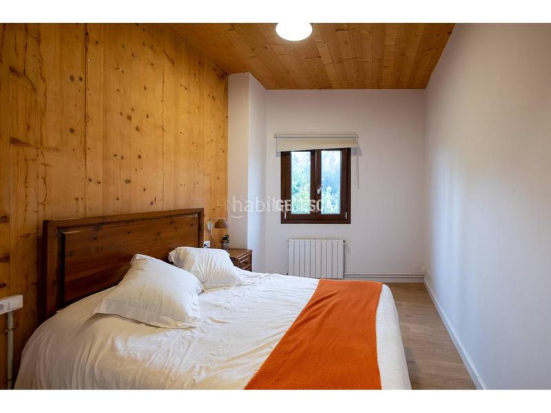 Foto f992d849-1035-4aab-9689-2ada809a4bd9. Casa amb calefacció a Matadepera