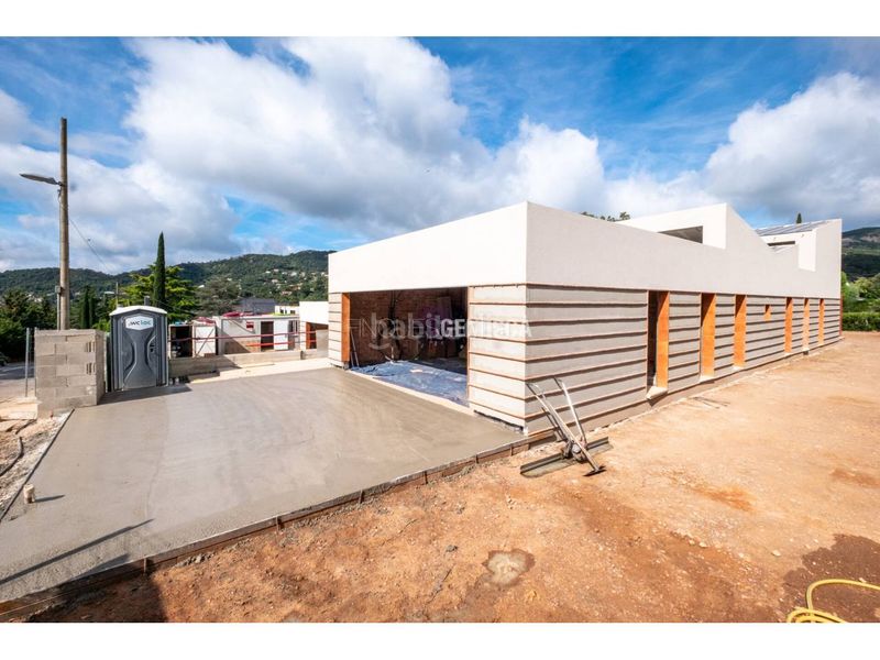 Foto d0c787fa-6c9b-4ba7-826d-bfab57e48eba. Casa in avenida rocafort 41 in Matadepera
