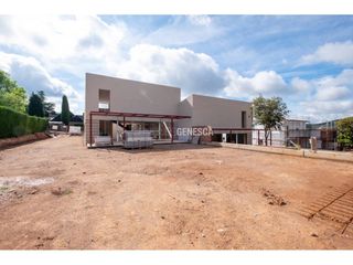 Casa a Avenida rocafort 41. Exclusiva casa de obra nueva en venta en matadepera con jard�n p