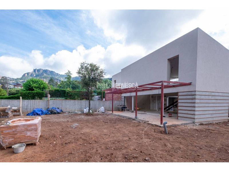 Foto e1e283f5-a435-4c59-a126-0542f3316fe9. Casa in avenida rocafort 41 in Matadepera