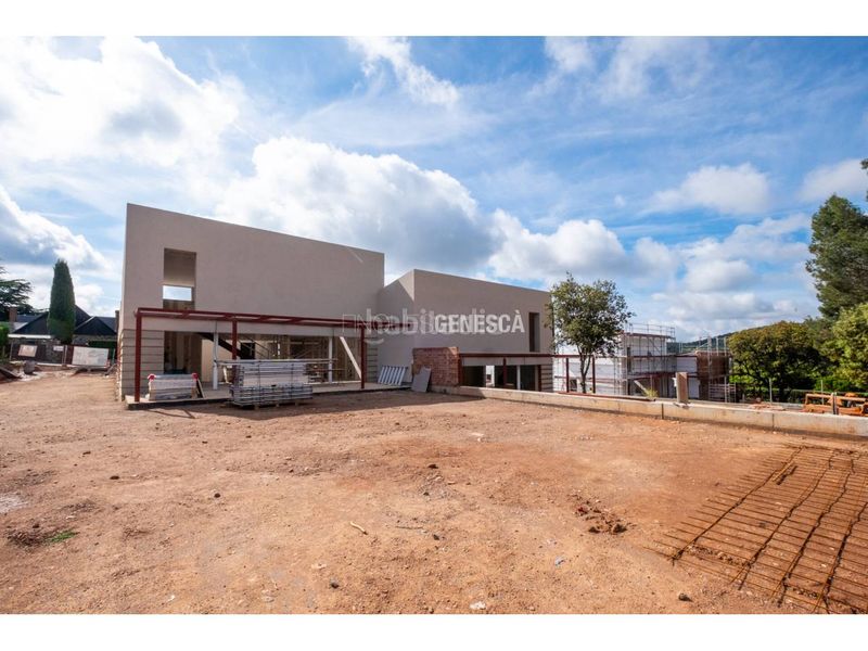 Foto b5978980-0dad-421a-bb72-77a278a91781. Casa in avenida rocafort 41 in Matadepera