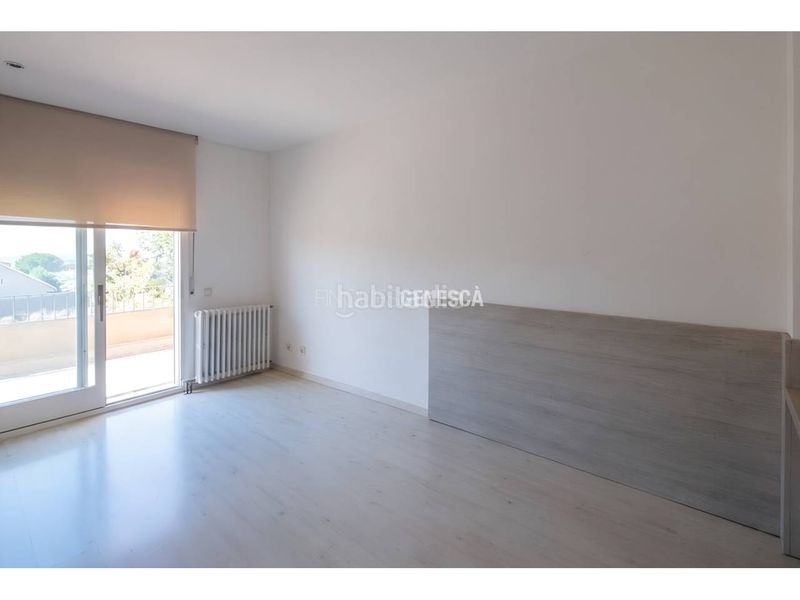 Foto 46716e4b-325d-4be7-a9f5-0adb17c5306b. Casa amb calefacció aparcament piscina a Matadepera