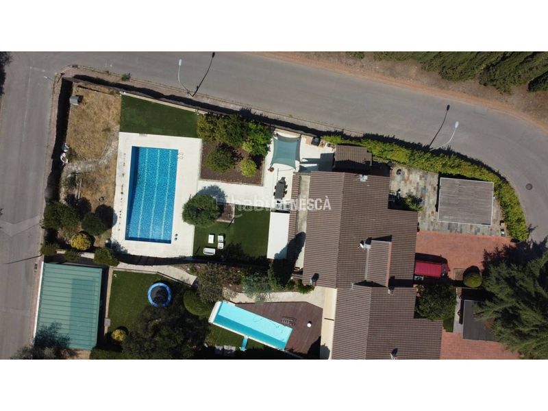 Foto 7d3903e3-7dcd-4b3c-9357-51f93d8bb762. Casa amb calefacció aparcament piscina a Matadepera