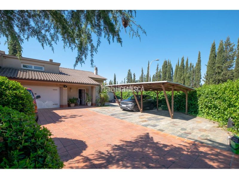 Foto cce9e08f-33cc-4a82-816d-796b9086ecbc. Casa amb calefacció aparcament piscina a Matadepera