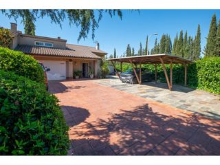 Maison  Calle mateu turu. Casa en venta con parcela plana, piscina y mucha intimidad en el