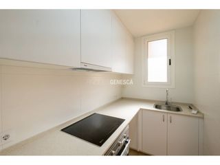Pis  Calle baldrich. Planta baja para estrenar, con patio de 25 m junto a vallparadís