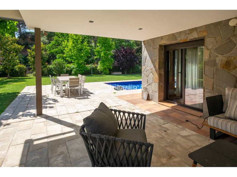 Foto e8e00cd2-145d-4582-bd07-f4120ff13784. Xalet amb calefacció aparcament piscina a Matadepera