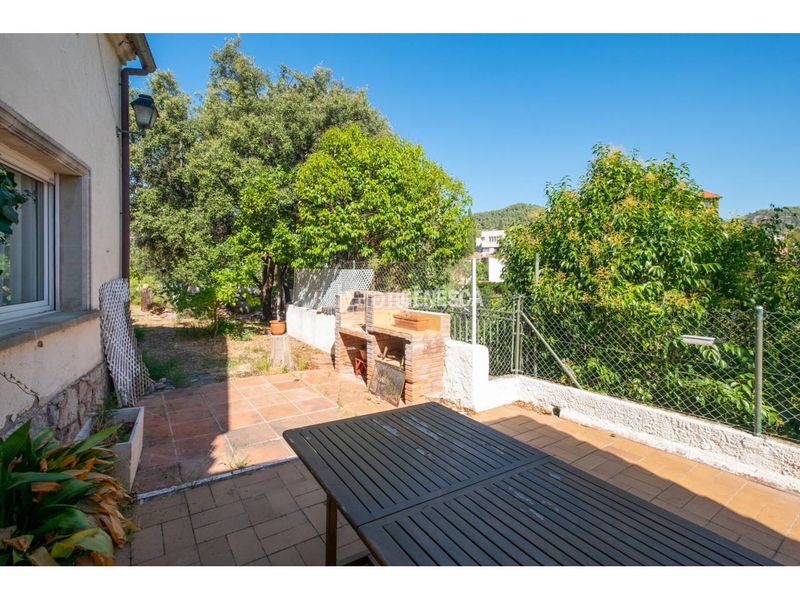 Foto 5b2f894f-9458-459c-bba7-f92fe12593d0. Casa amb calefacció aparcament a Matadepera