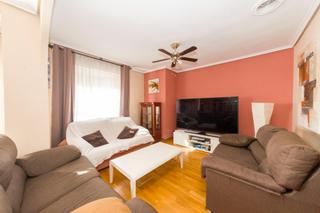 Appartement à Avenida casalduch 98. Piso amplio en zona casalduch castellón