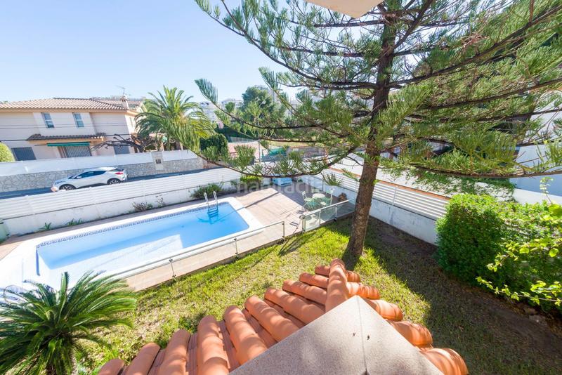 Foto d48bdb14-ccdb-45a2-a050-5eb5e8045953. Chalet en calle sigalero 29 villa benicasim en Heliópolis Benicasim / Benicàssim