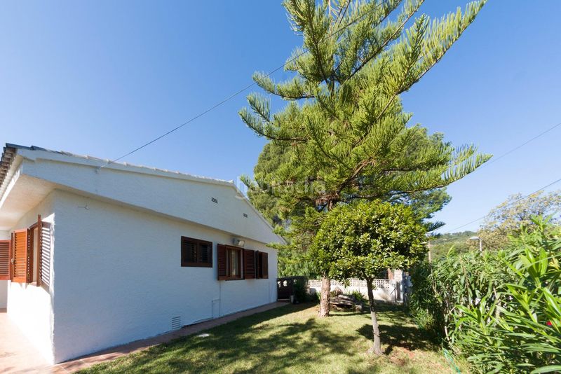 Foto 26c454b0-bdc0-41ec-820f-c528508743d7. Chalet dans parreta dans Montornés-Las Palmas-El Refugio Benicasim / Benicàssim