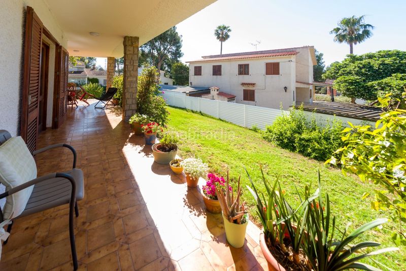 Foto dd994b2b-d2fb-404b-95d8-61cbaf1adcae. Chalet dans parreta dans Montornés-Las Palmas-El Refugio Benicasim / Benicàssim