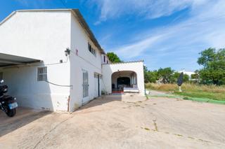 Xalet en Calle rio tajo 10. Villa zona labeller