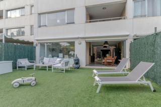 Apartament a Calle el rall 8. Estupenda planta baja en urbanizacion lar playetas
