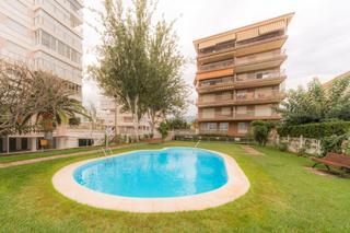 Apartament  Paseo marítimo bernat artola 27. Apartamento primera linea paseo maritimo torreon almadraba benic
