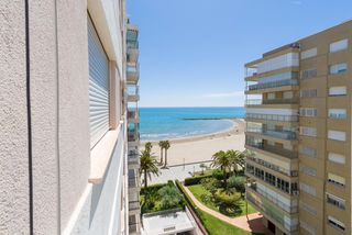 Apartament a Paseo bernat artola 28. Primera línea de playa del torreón  benicasim