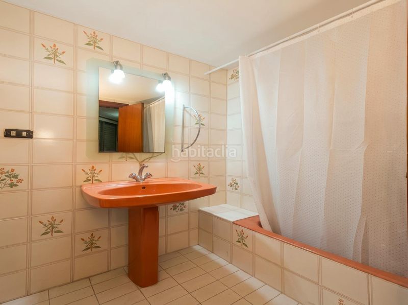 Foto c63ada46-cd46-4701-a113-1e3b67df7933. Edificio in calle de la purísima 8 in Centro Villarreal / Vila - real